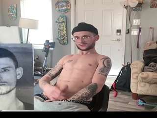 youngkubenski215 Live Webcam on CamSoda