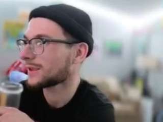 youngkubenski215 webcam