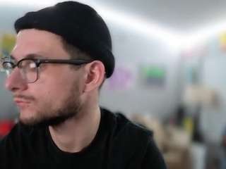 youngkubenski215 webcam