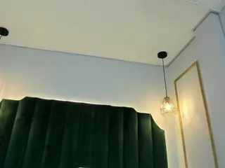 AngelaLuxi's Live Sex Cam Show