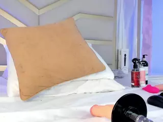 Angela Luxi's Live Sex Cam Show