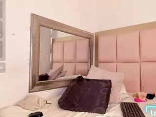 Lorena-Hawkins's Live Sex Cam Show