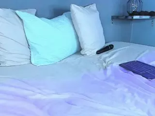 CloeBridge's Live Sex Cam Show