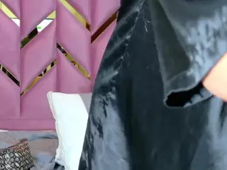 littleissues's Live Sex Cam Show