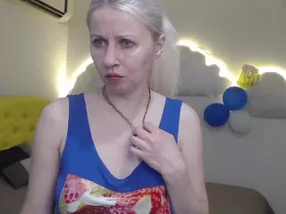 LoraRiser's Live Sex Cam Show