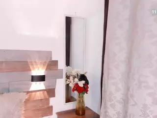 Little Eva's Live Sex Cam Show