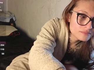 exolizzz66 live webcam show