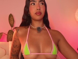 Live webcam model kali-hill on Soda Cams