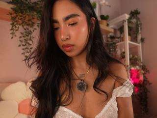 Kali Hill live cam