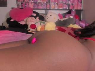 karliekayozz webcam
