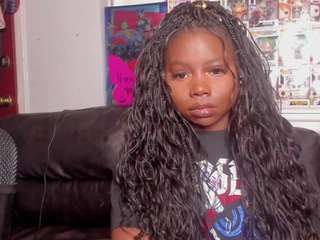 karliekayozz's CamSoda show and profile