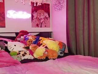 karliekayozz Krlie live webcam
