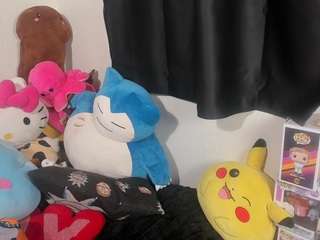 Live webcam model karliekayozz on Soda Cams