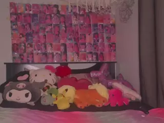 Karlie Kayozz's Live Sex Cam Show
