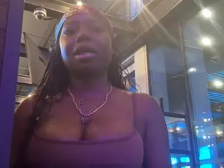 Karlie Kayozz's Live Sex Cam Show