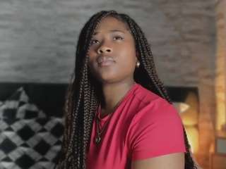 anneth-m Live Webcam on CamSoda