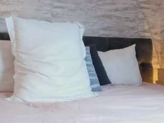 HOTTIE ANNETH live webcam show