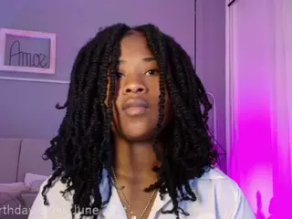HOTTIE ANNETH's Live Sex Cam Show
