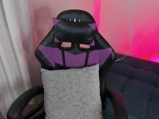  carolineegarciaa chat room