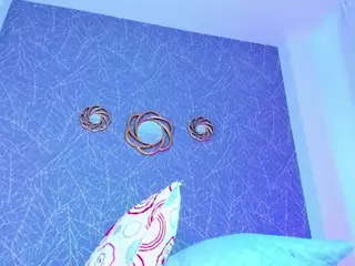 CarolineeGarciaa's Live Sex Cam Show