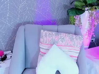 CarolineeGarciaa's Live Sex Cam Show