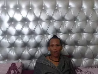 hornylaticia's Live Sex Cam Show