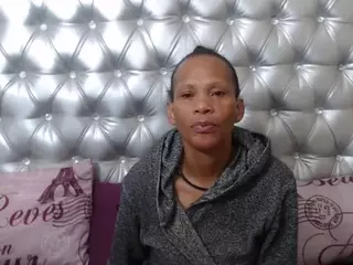 hornylaticia's Live Sex Cam Show