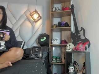 mirandahaguen Live Webcam on CamSoda