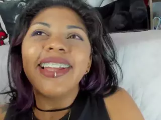 MirandaHaguen's Live Sex Cam Show