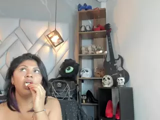 MirandaHaguen's Live Sex Cam Show