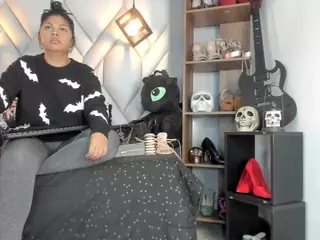 MirandaHaguen's Live Sex Cam Show