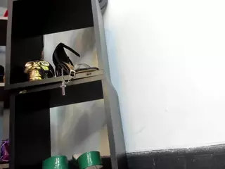 MirandaHaguen's Live Sex Cam Show