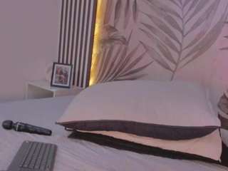samaantha-white Live Webcam on CamSoda