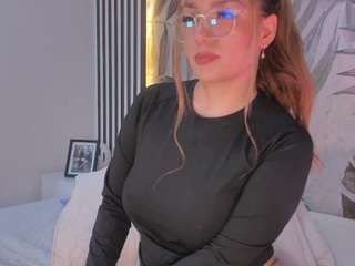 samaantha-white from CamSoda is Freechat