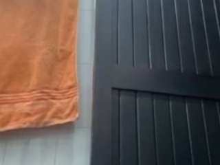 samaantha-white webcam