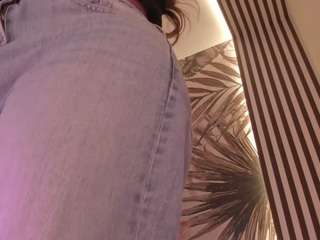 samaantha-white webcam