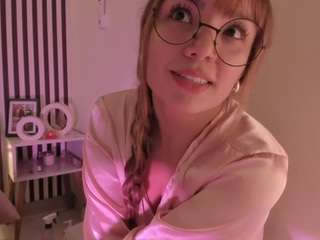 samaantha-white webcam