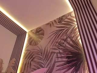 samaantha-white webcam