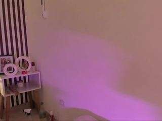 samaantha-white webcam