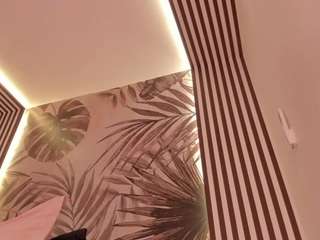 samaantha-white webcam