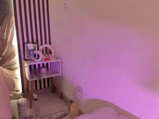 samaantha-white webcam