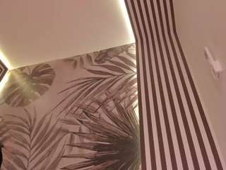 samaantha-white webcam