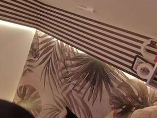 samaantha-white webcam