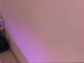 samaantha-white live profile