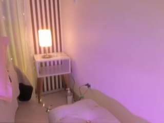 Samaantha-White live cam preview