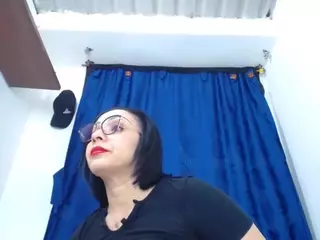 Sandrraa's Live Sex Cam Show