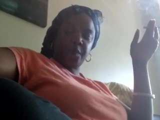 sweetnesssqueen webcam