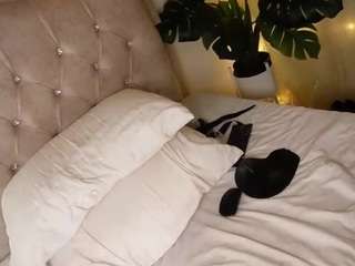 Violetta browm live webcam show