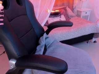  hanna-foster chat room