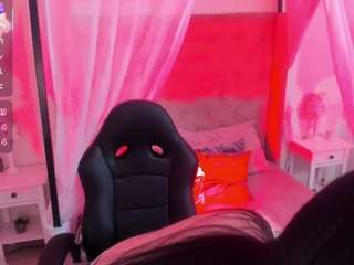  hanna-foster chat room